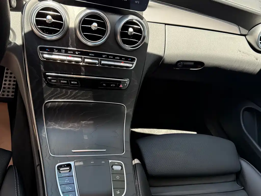 Mercedes-Benz C-Class (Import) — миниатюра 26