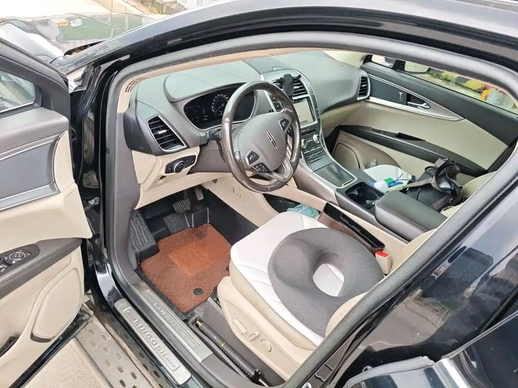Lincoln MKX — миниатюра 12
