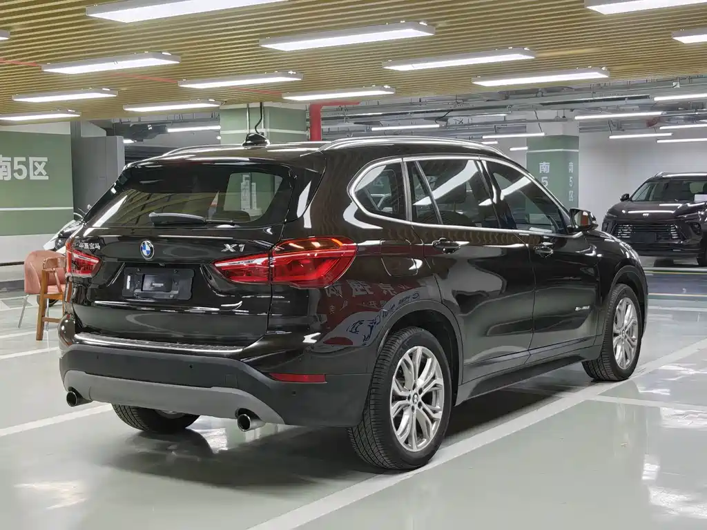 BMW X1 — миниатюра 6
