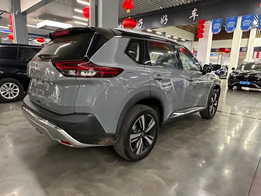 NISSAN QIJUN