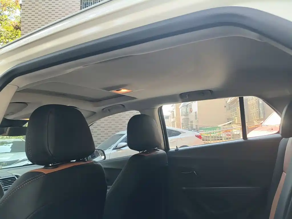 Chevrolet Trax — миниатюра 18