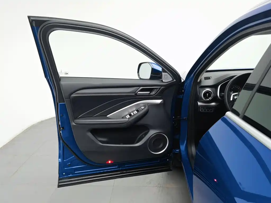 Wey Wey VV6 — миниатюра 8