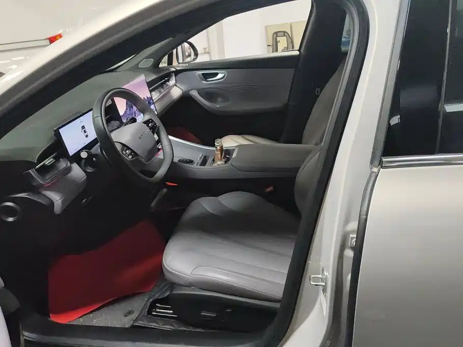 Roewe M7 DMH — миниатюра 9