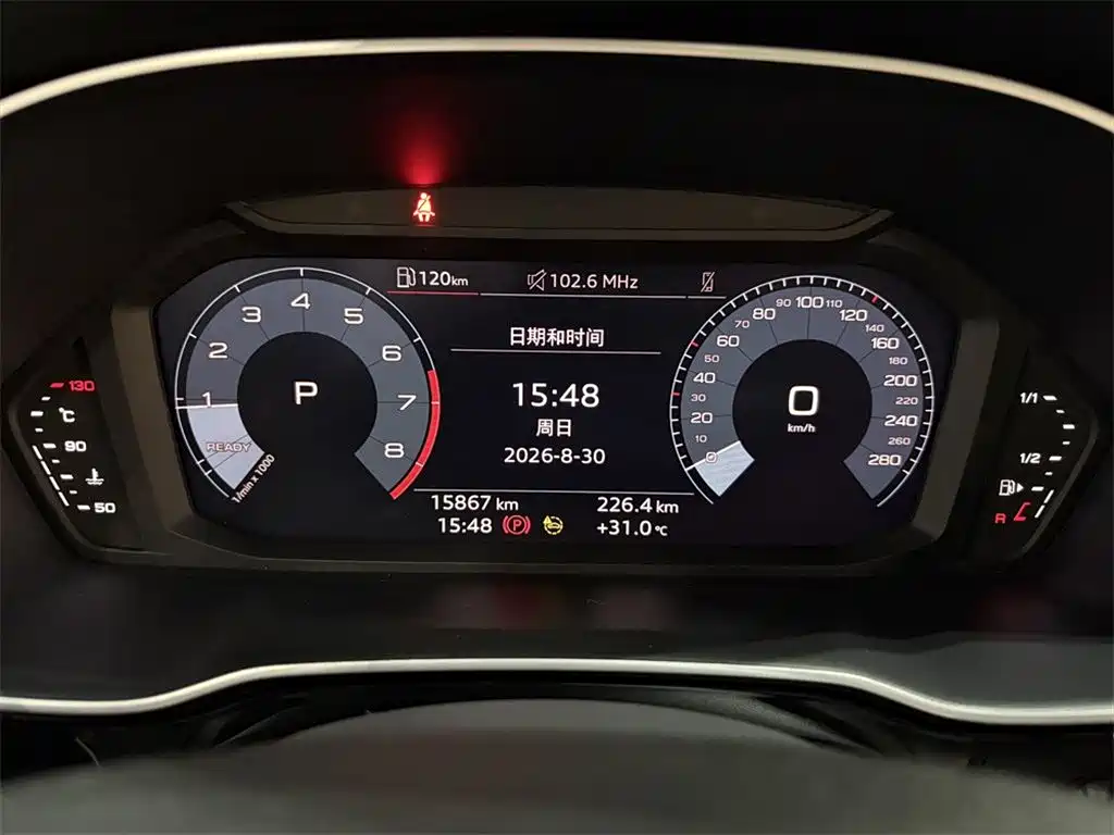 Audi Q3 — миниатюра 10