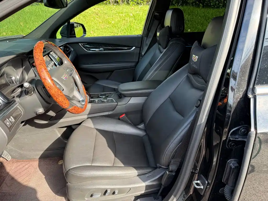 Cadillac XT6 — миниатюра 8
