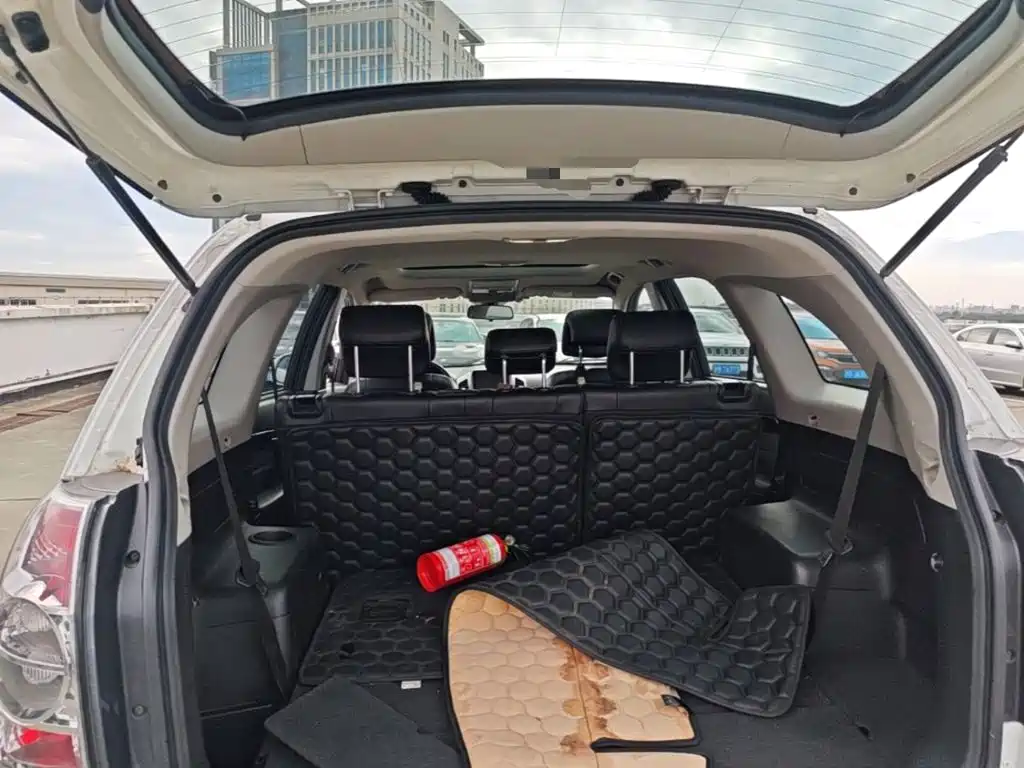 Chevrolet Captiva — миниатюра 19