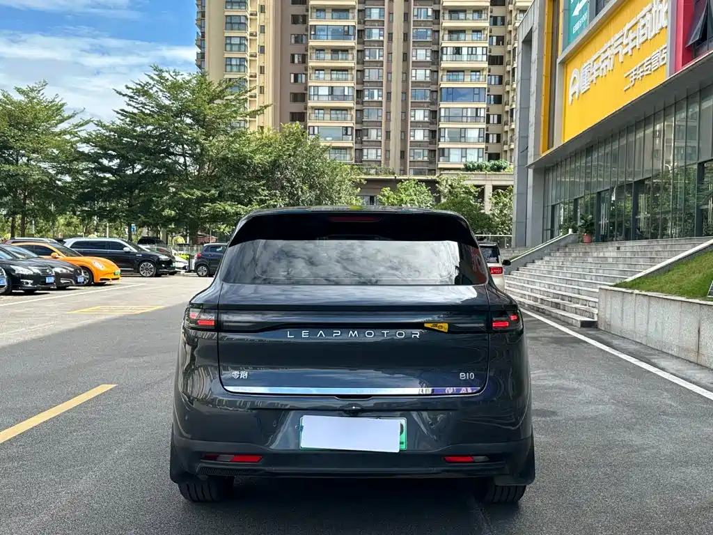 Leapmotor Leapmotor B10 — миниатюра 5