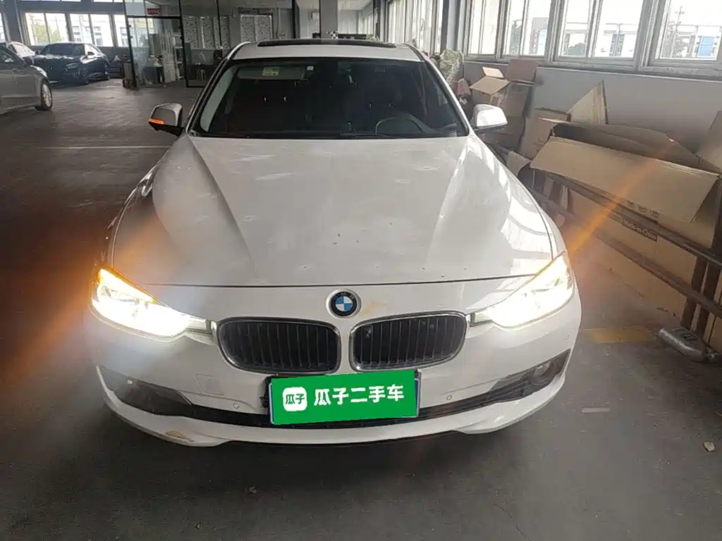BMW 3 Series — миниатюра 3