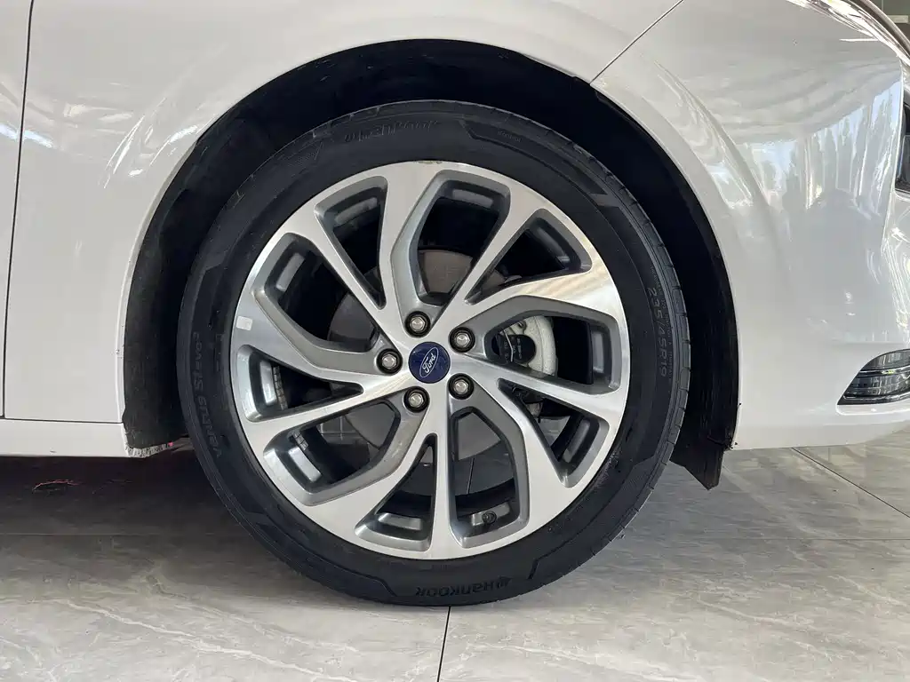 Ford Mondeo — миниатюра 14