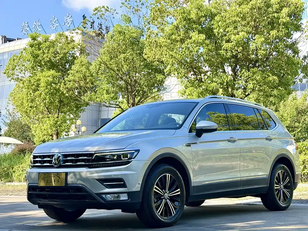 Volkswagen Tiguan L