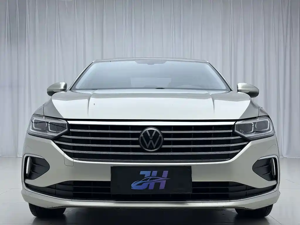 Volkswagen Lavida — миниатюра 2