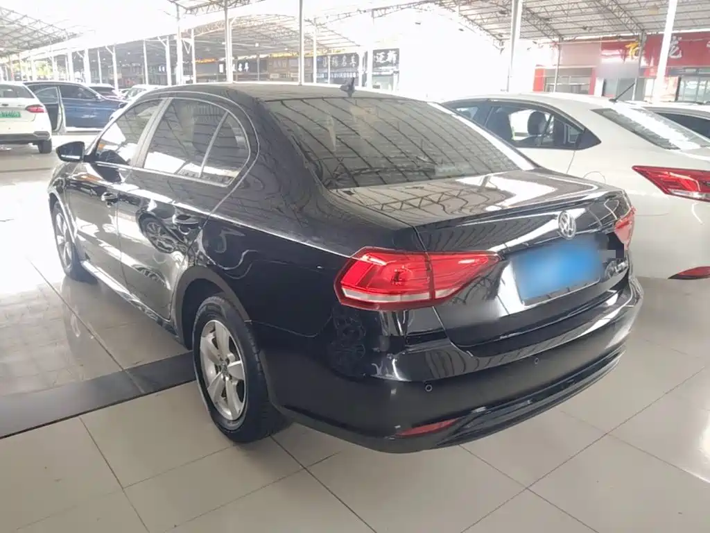 Volkswagen Lavida — миниатюра 23
