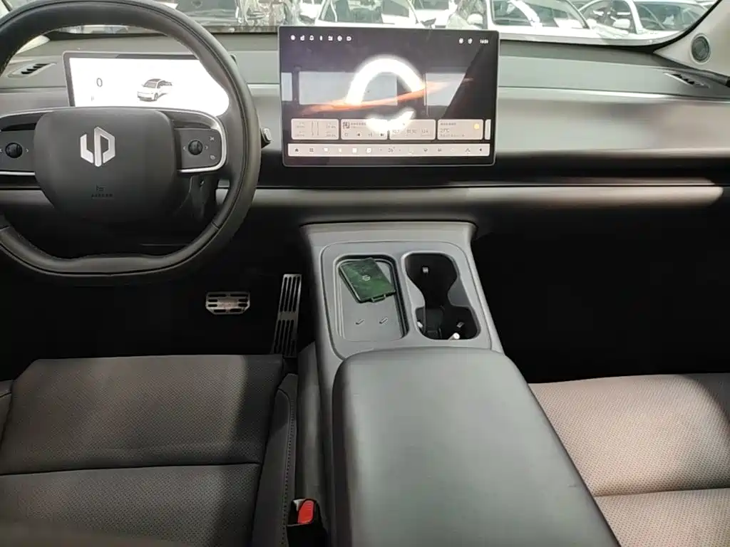 Leapmotor Leapmotor C10 — миниатюра 14