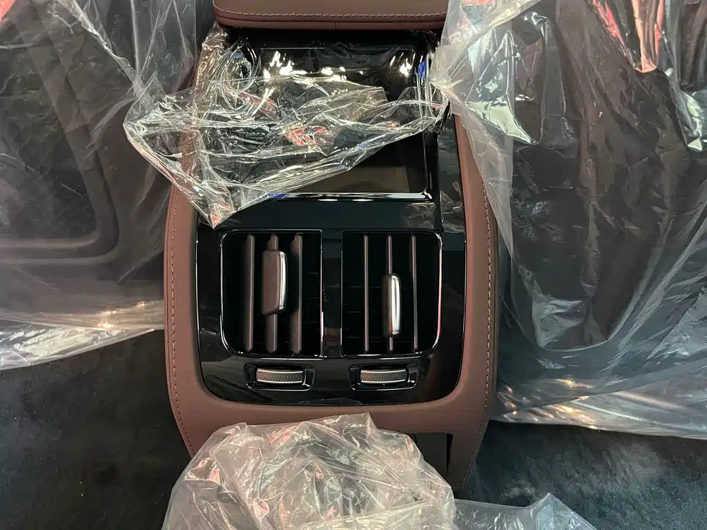 Volvo S90 — миниатюра 20
