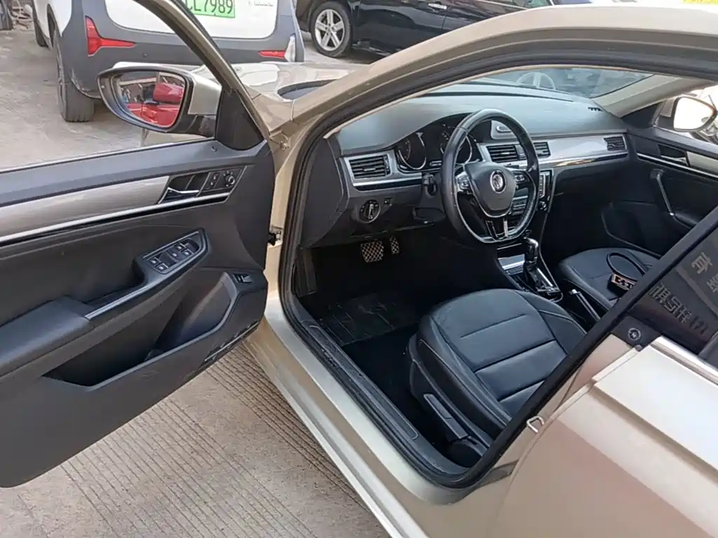 Volkswagen Bora — миниатюра 16