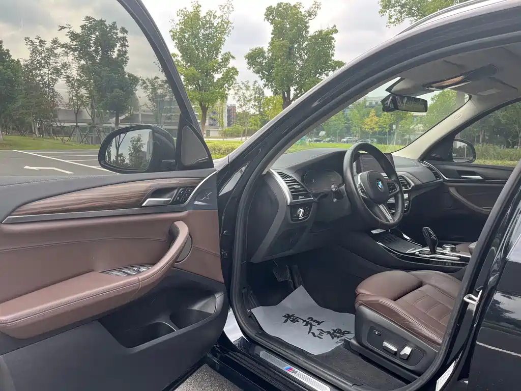 BMW X3 — миниатюра 10