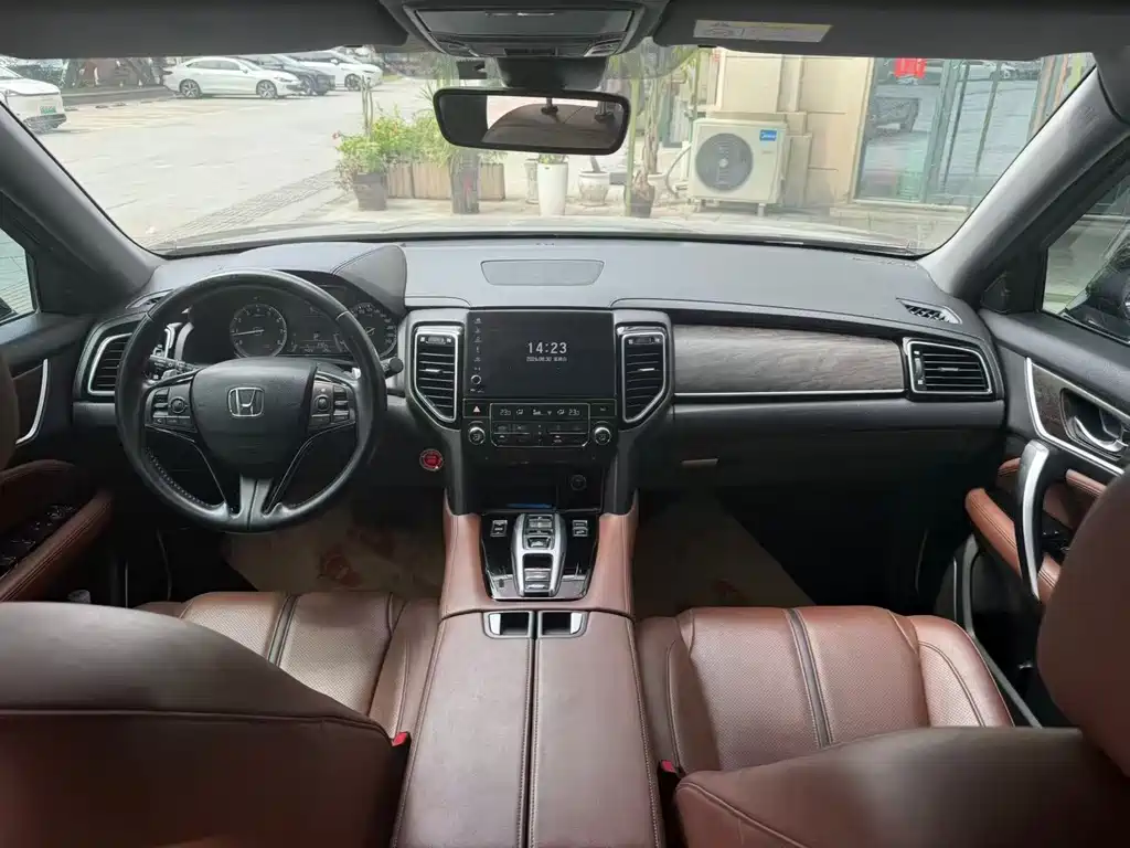 Honda UR-V — миниатюра 6