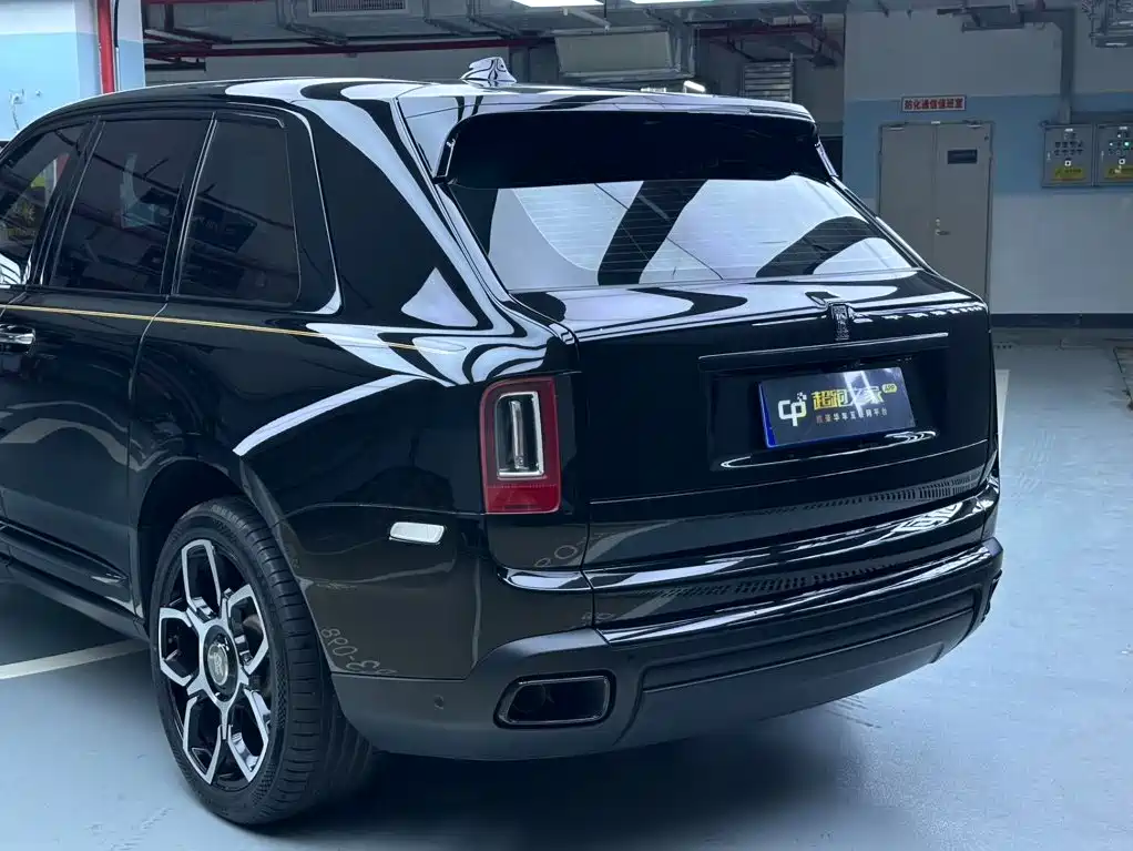 Rolls-Royce Cullinan — миниатюра 9