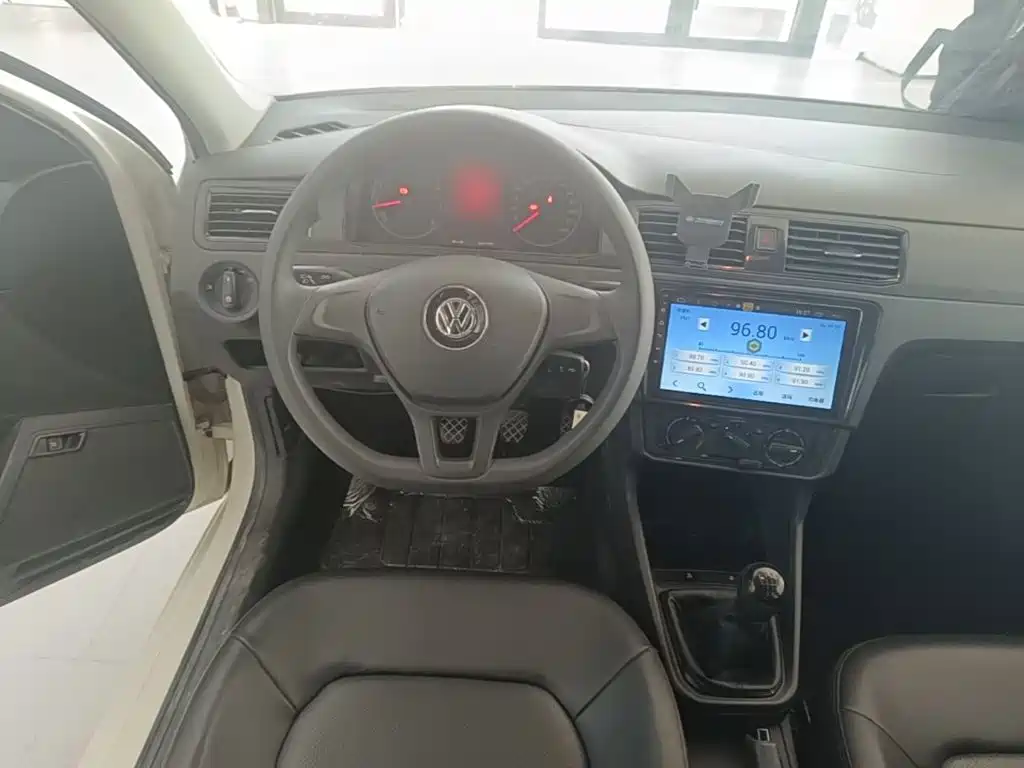 Volkswagen Santana — миниатюра 11