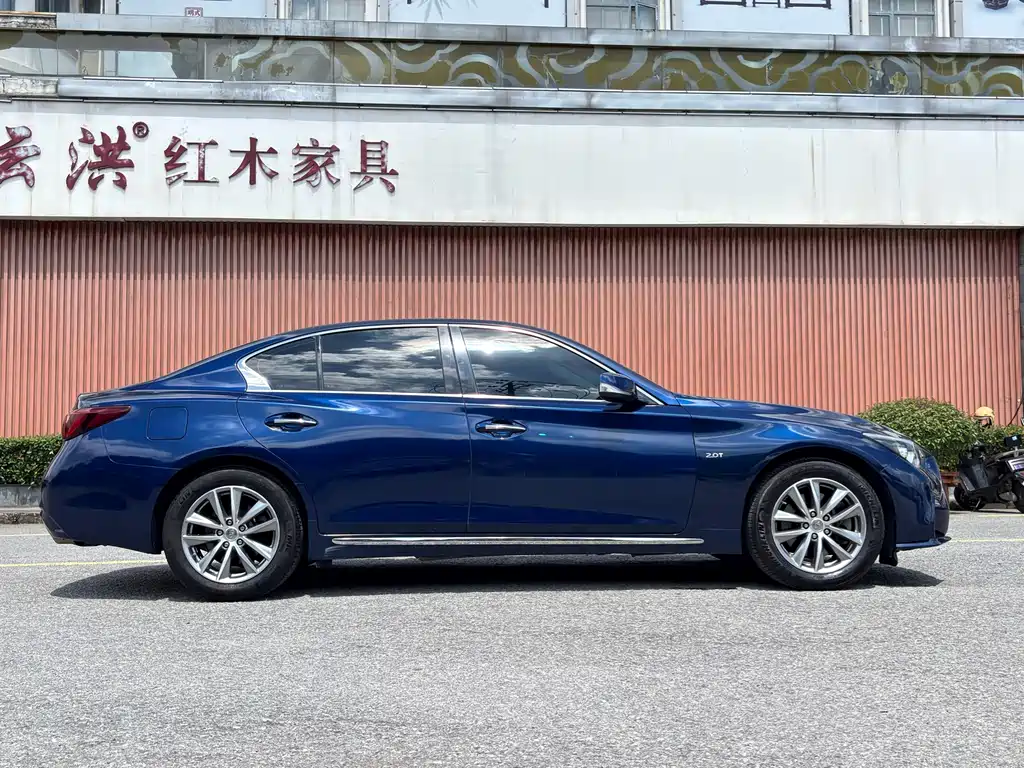 Infiniti Q50L — миниатюра 4