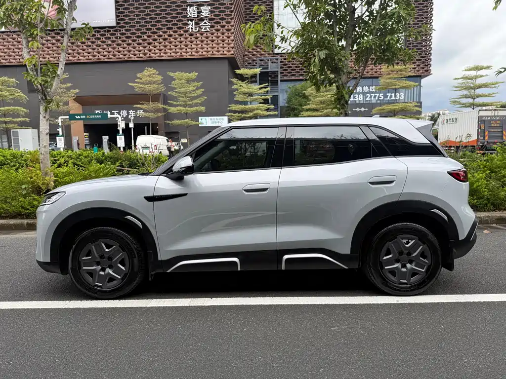 BYD Yuan UP — миниатюра 28