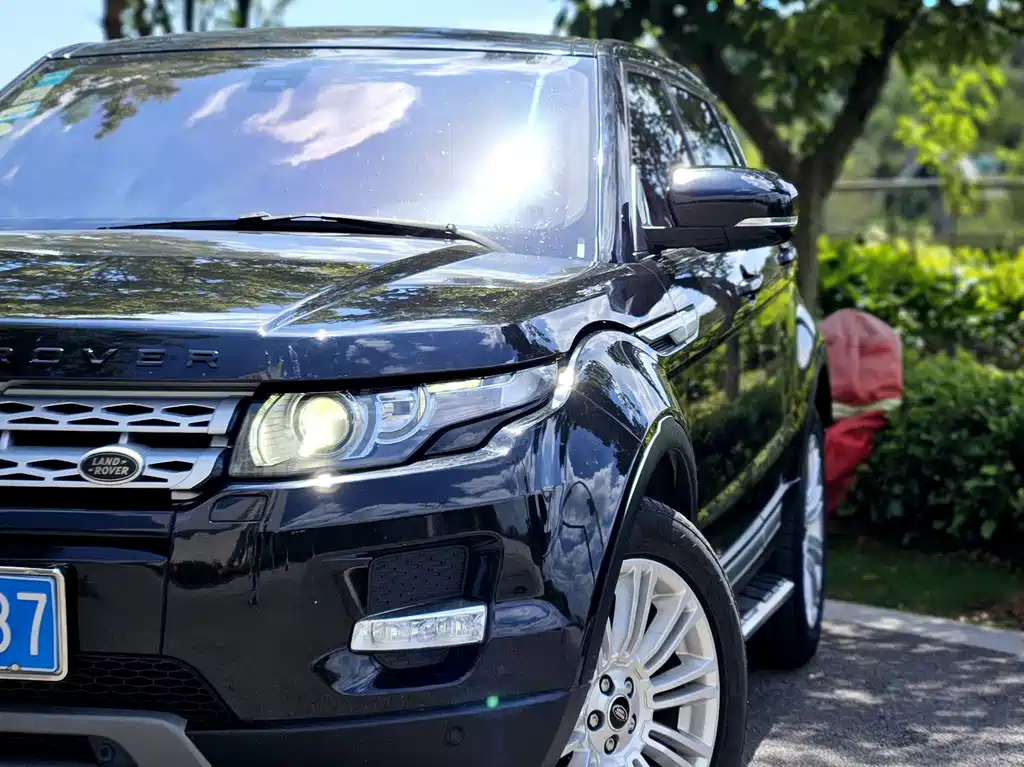 Land Rover Evoque (Import) — миниатюра 20