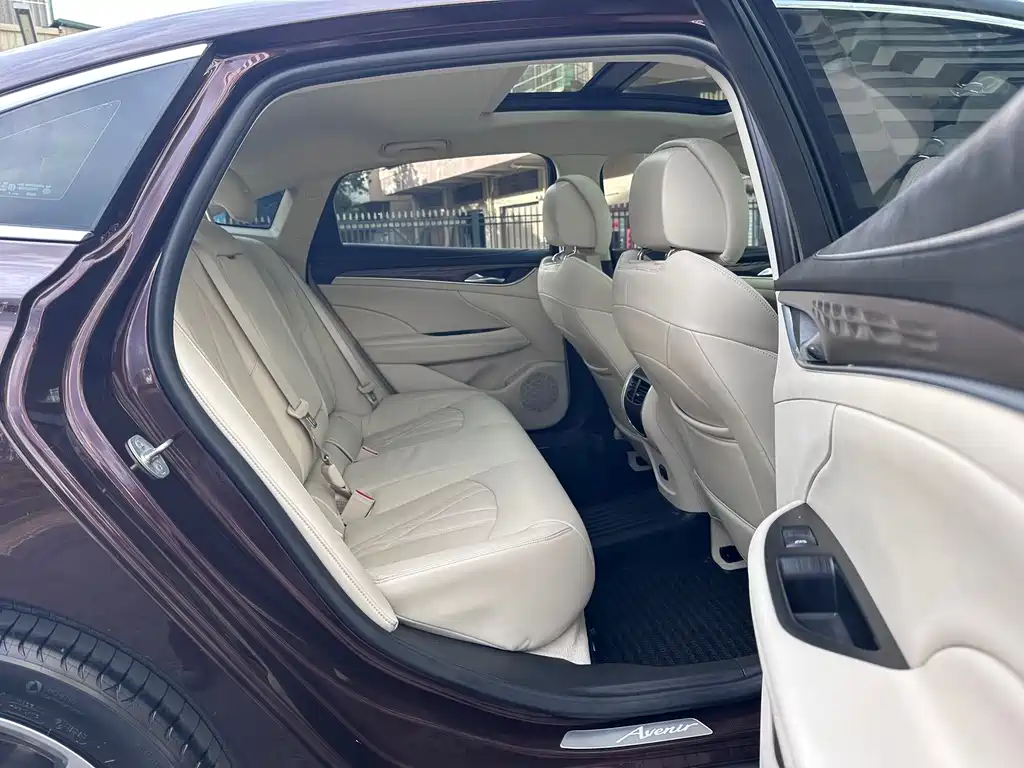 Buick LaCrosse — миниатюра 16