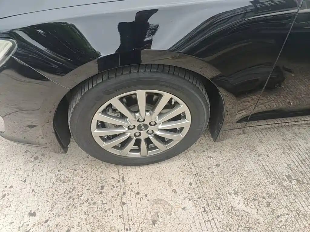 Lincoln MKZ — миниатюра 23