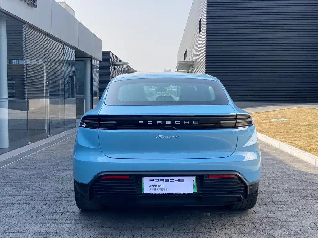 PORSCHE MACAN NEW ENERGY