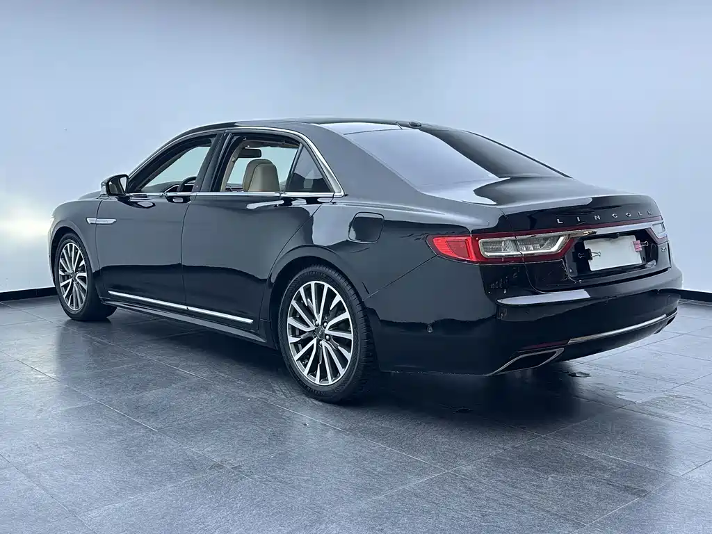 Lincoln Continental — миниатюра 6
