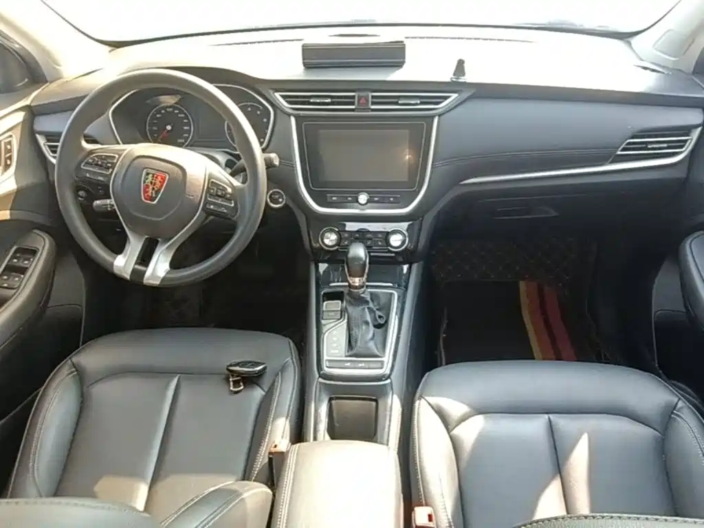 Roewe RX3 — миниатюра 10