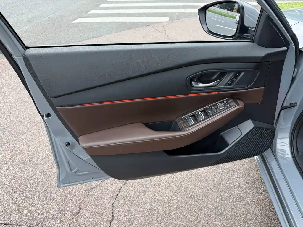 Honda Inspire — миниатюра 6
