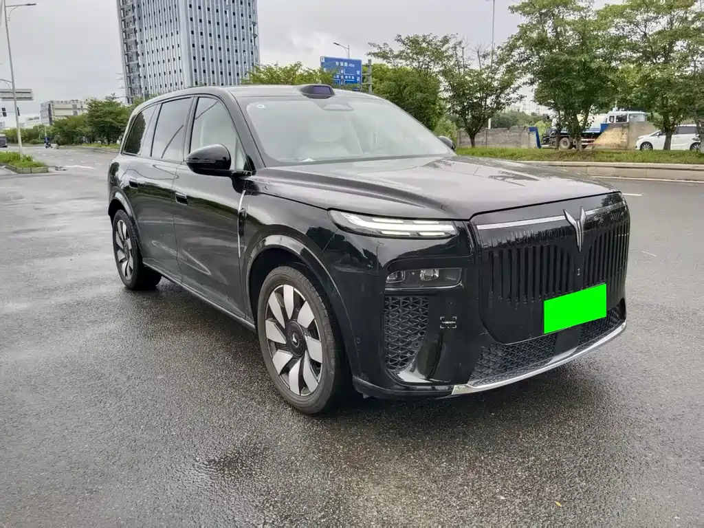 VOYAH Taishan — миниатюра 11