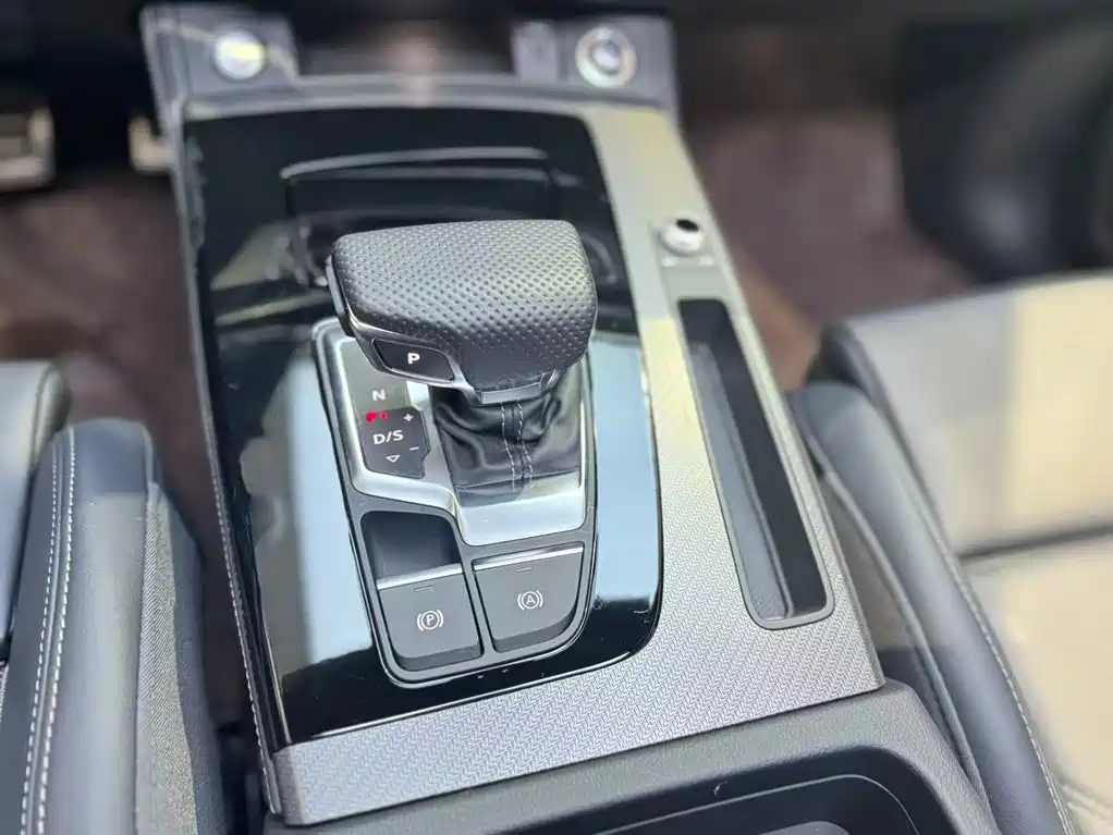 Audi Q5L — миниатюра 10