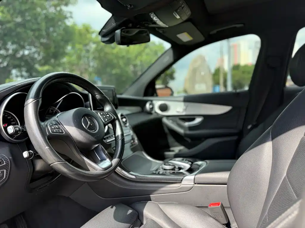 Mercedes-Benz GLC — миниатюра 11