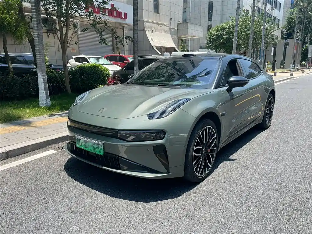 Zeekr 001