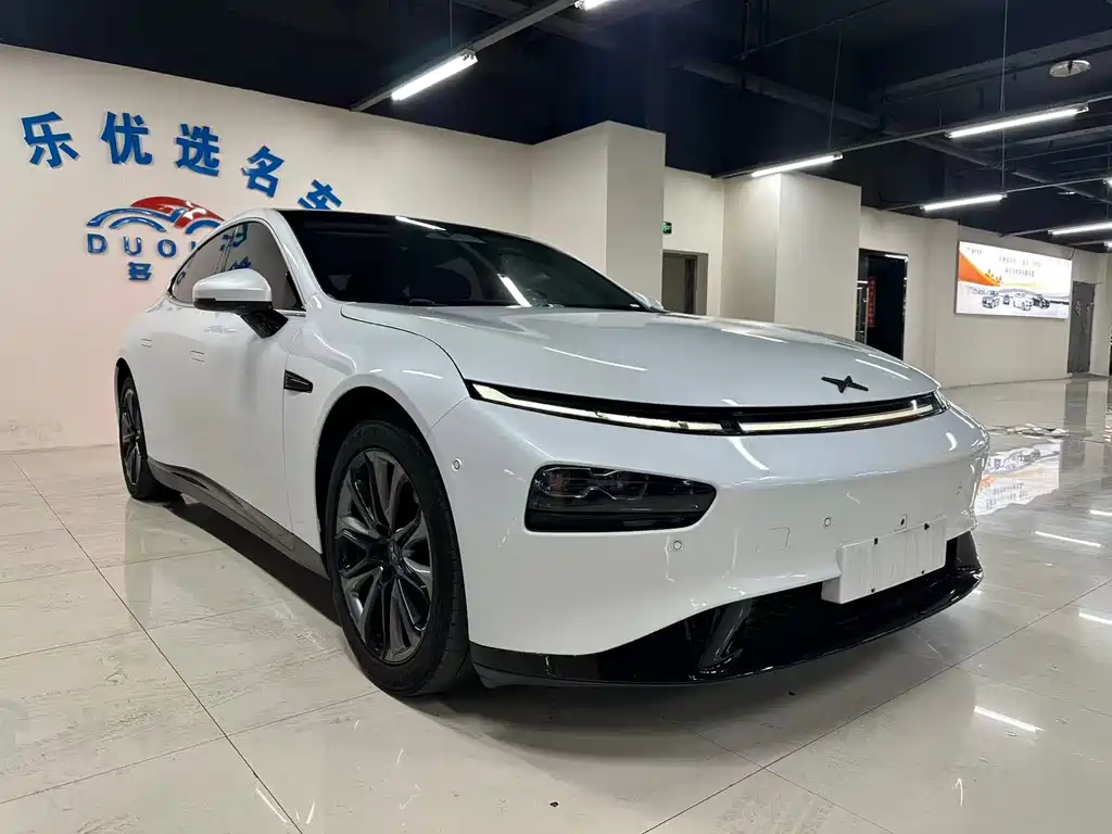 XPeng P7 — миниатюра 2