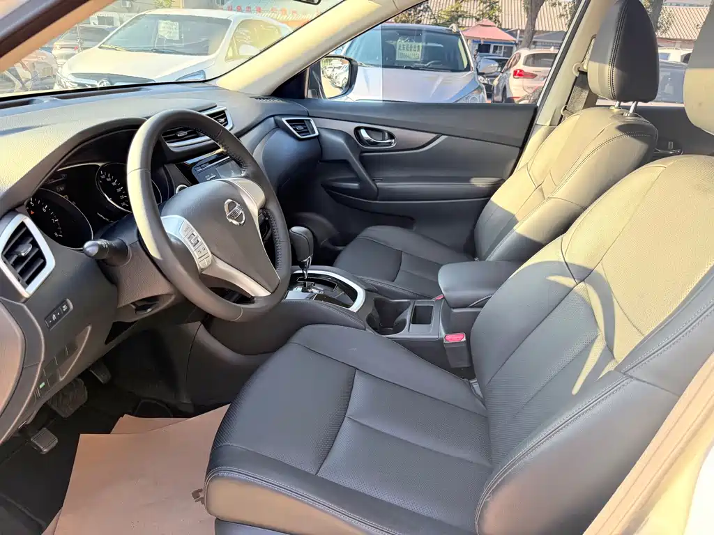 Nissan X-Trail — миниатюра 6