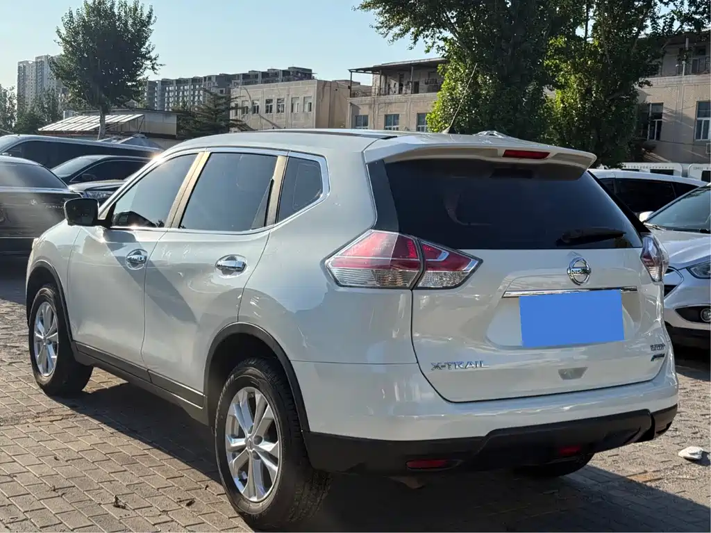 Nissan X-Trail — миниатюра 17