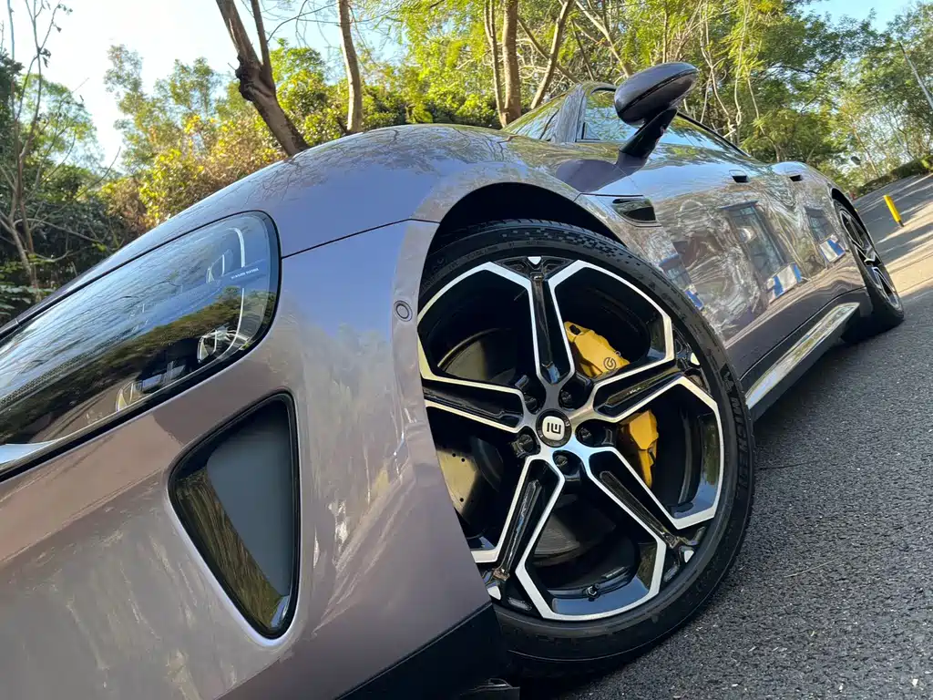 XIAOMI CAR XIAOMI SU7