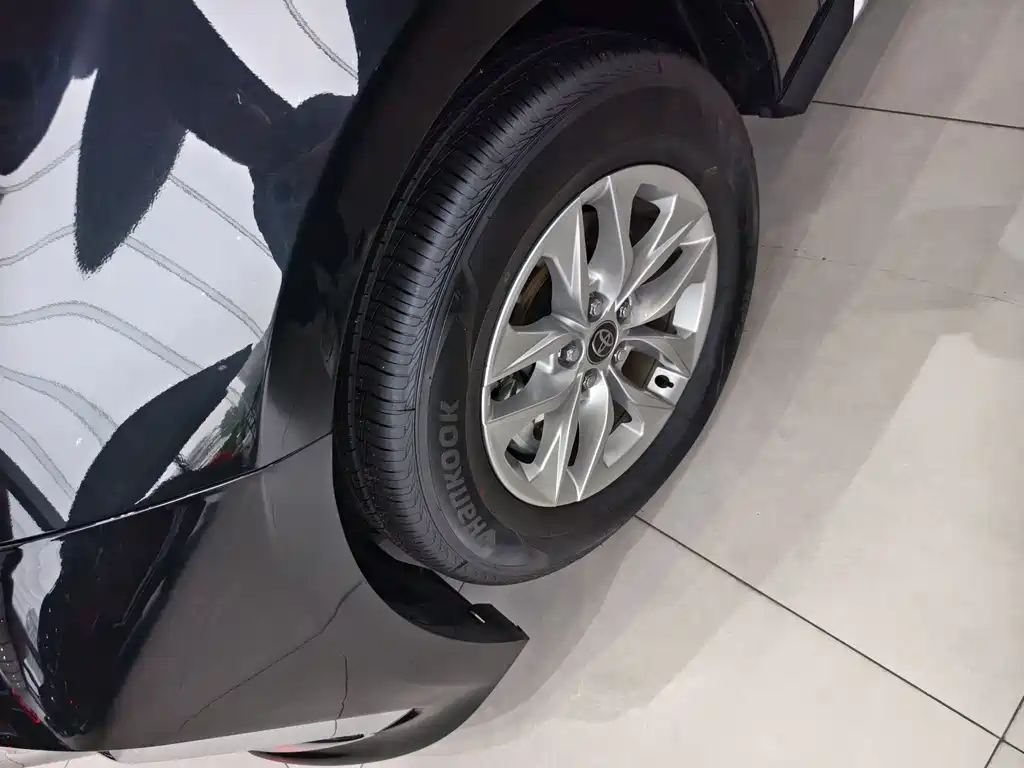 Toyota Granvia 2026 2.5L Luxury PLUS