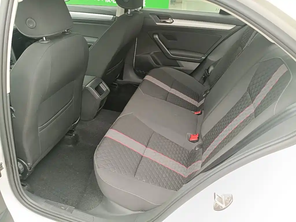 Volkswagen Lamando — миниатюра 17
