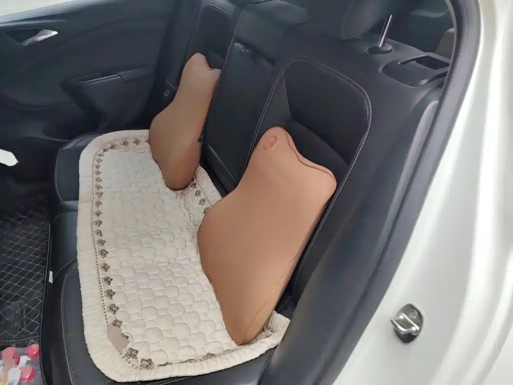 Buick Verano — миниатюра 18