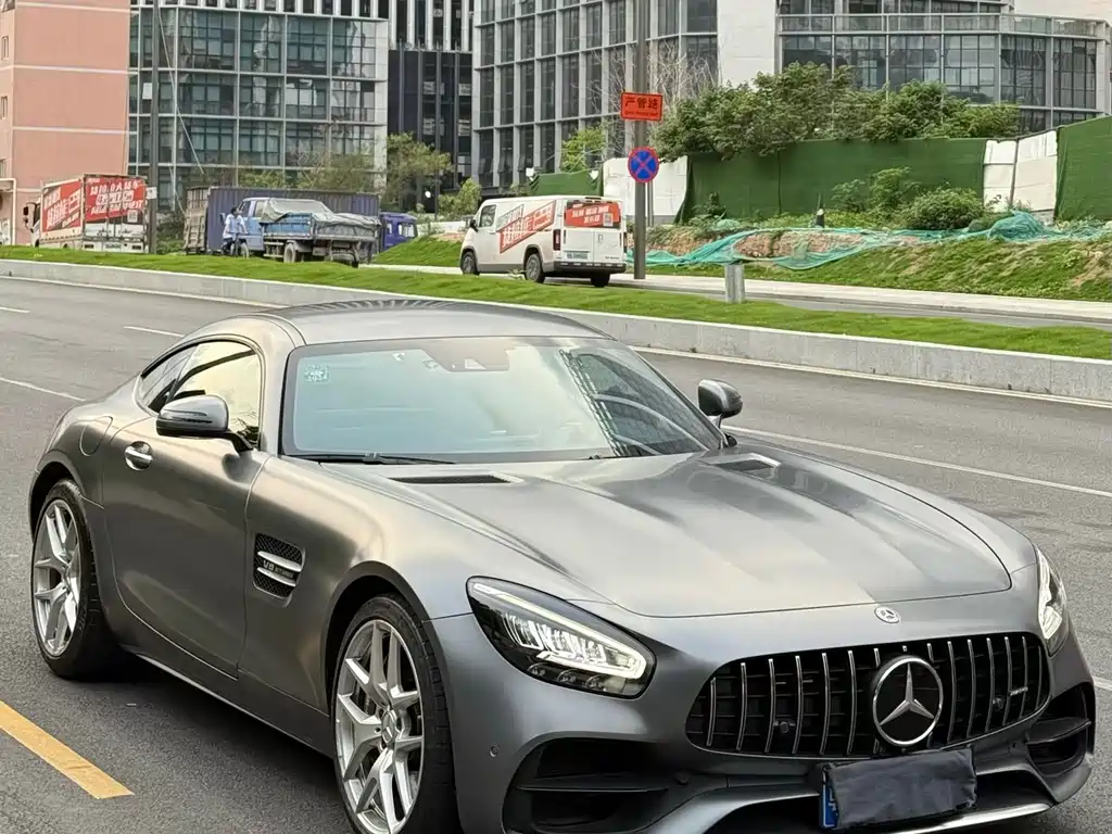 Mercedes-Benz AMG GT - фото 3