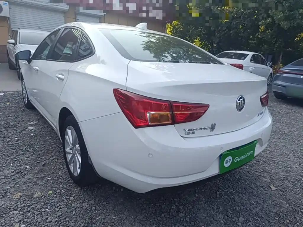 Buick Verano — миниатюра 5