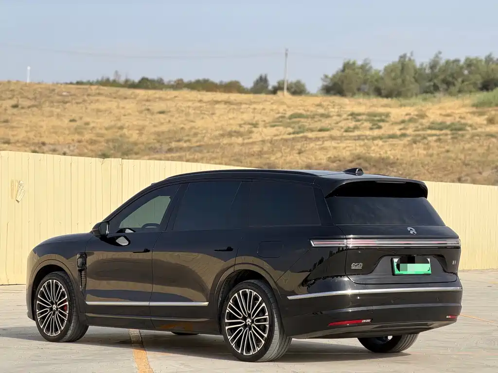 NIO ES8 — миниатюра 4