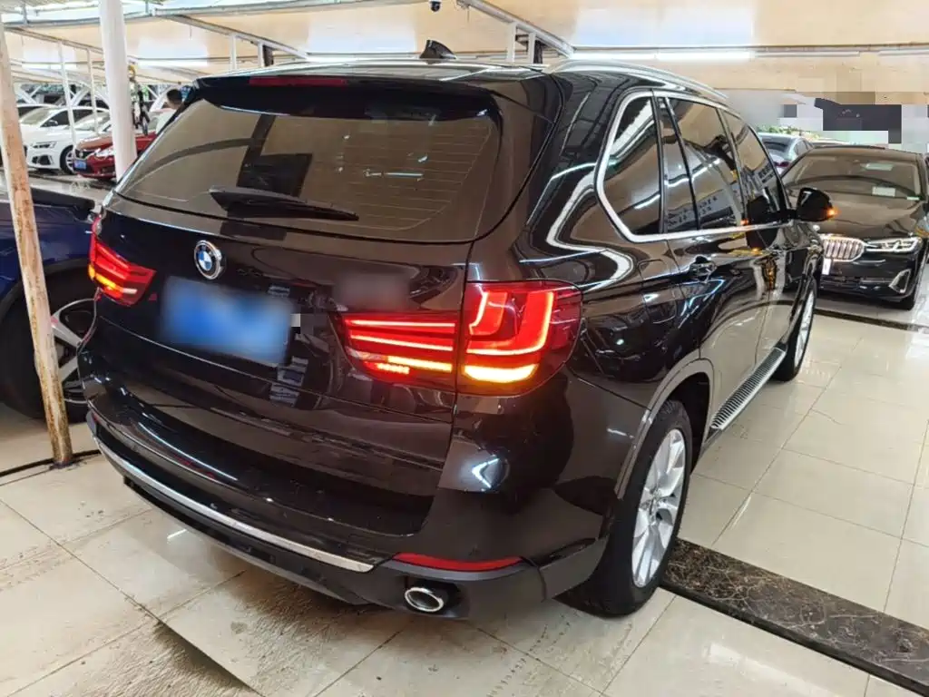 BMW X5 (Import) — миниатюра 7