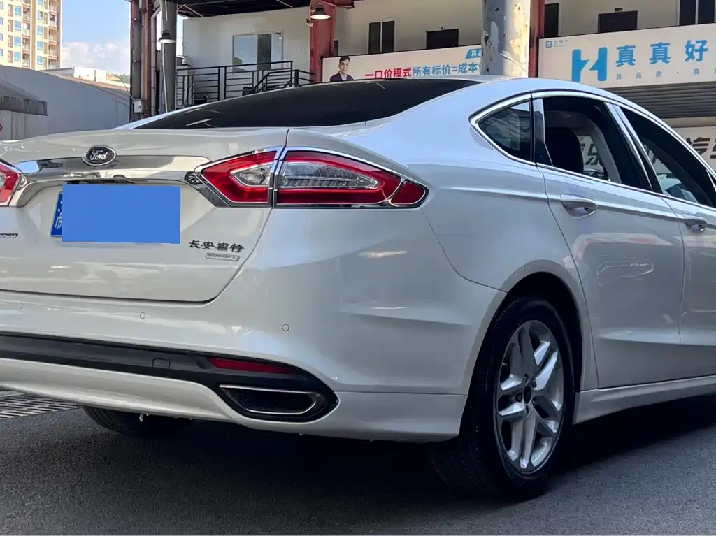 Ford Mondeo — миниатюра 33