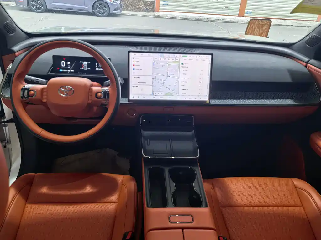 Toyota bZ3X — миниатюра 10