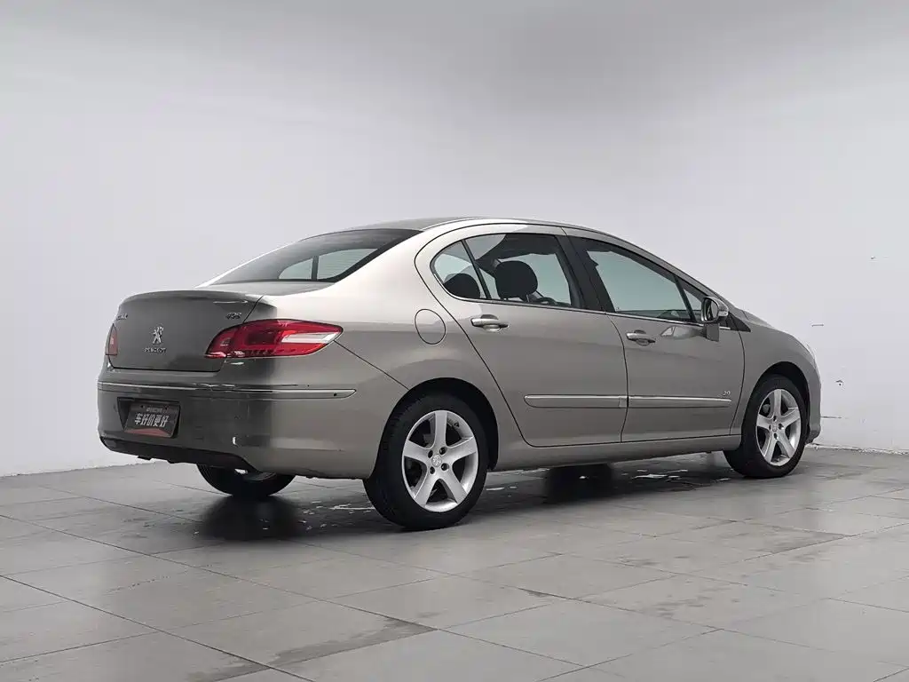Peugeot 408 — миниатюра 2